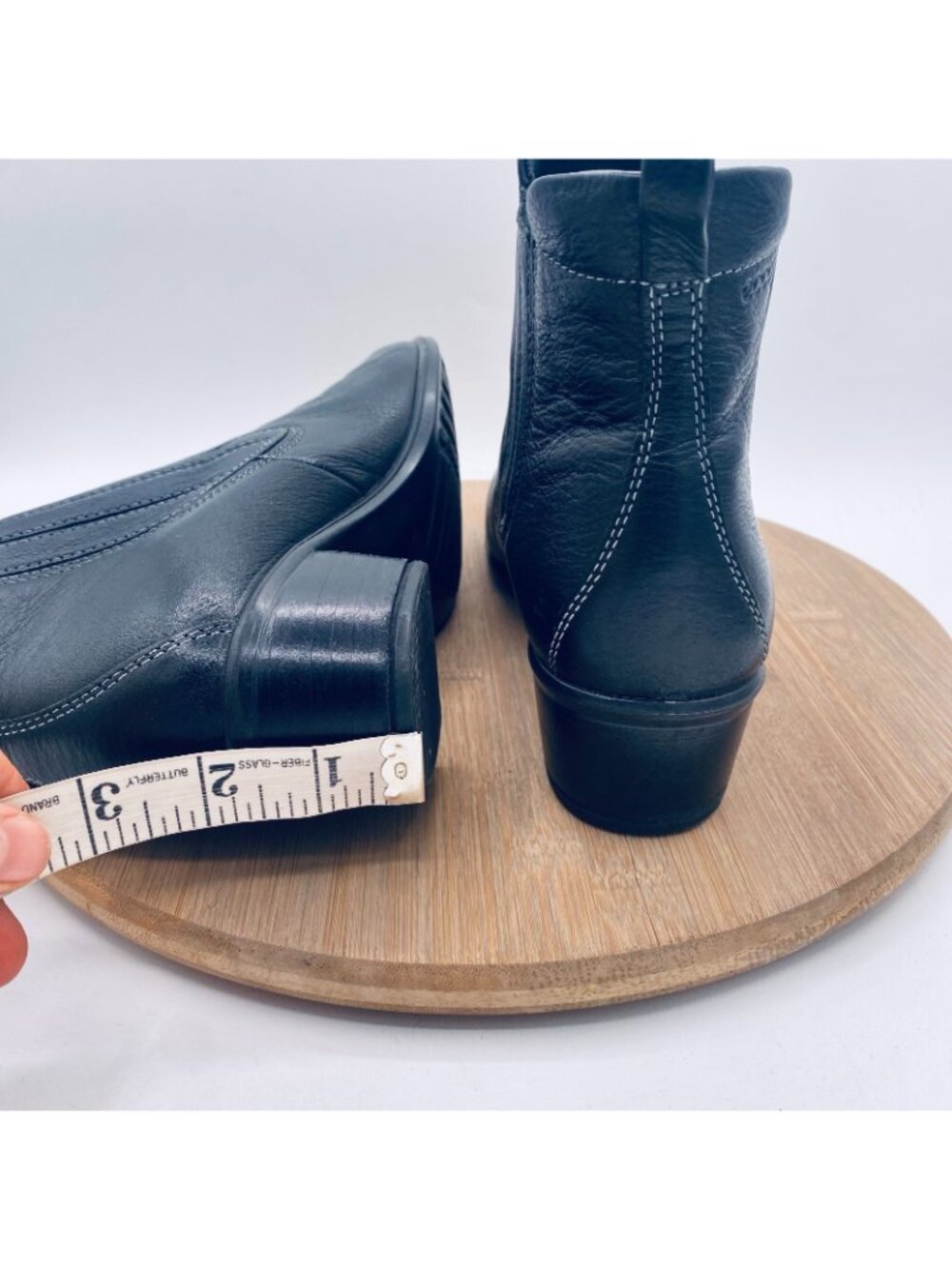 Ecco Womens Shoes 9 Black Leather Pull On Chelsea Boots Ankle Minimalist - Picture 9 of 11